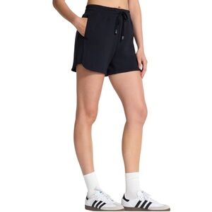 Mondetta Soft Luxe GRS Certified Recycled Poly High-waisted Shorts Black Medium